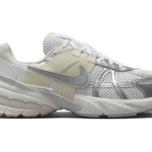 (Women) Nike V2K Run 'Metallic Silver' FD0736-104