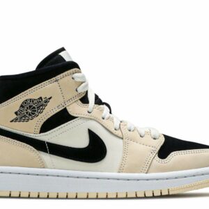 Air Jordan 1 Mid 'Barely Orange' Unfading Sneaker