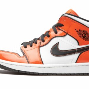 Air Jordan 1 Mid SE "Turf Orange"