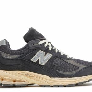 New Balance 2002 R Phantom Unfading Sneaker