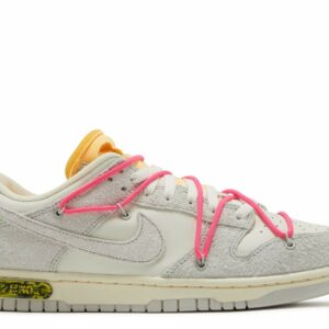 Nike Off-White x Dunk Low 'Lot 17 of 50' Everlasting Sneaker
