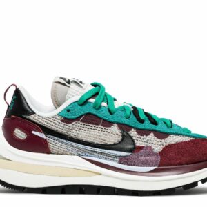 Nike sacai x VaporWaffle SP 'Villain Red' Unfading Sneaker