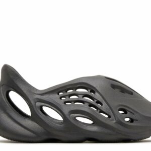 Yeezy Foam Runner 'Onyx' Everlasting Sneaker